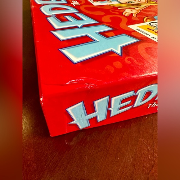 Hedbanz Game - Picture 4 of 5